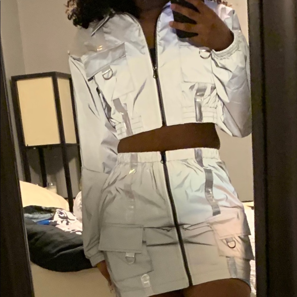Reflexive Skirt Set